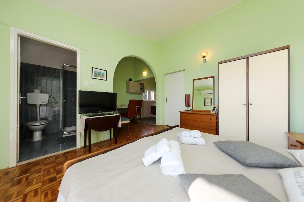 Villa Terracotta App 4 Starigrad Paklenica Extérieur photo