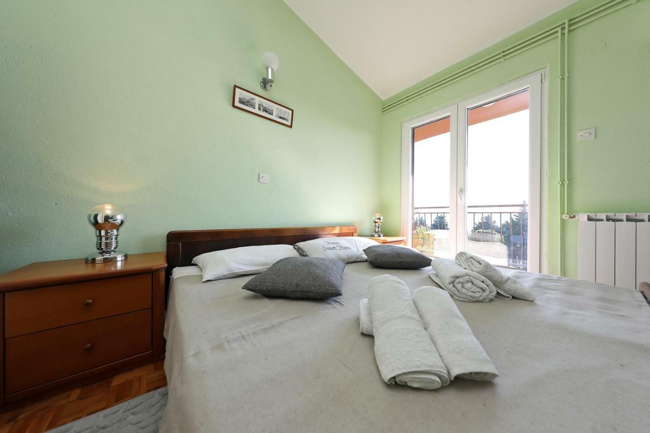 Villa Terracotta App 4 Starigrad Paklenica Extérieur photo